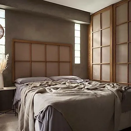 Отель Theros Exotica Contemporary Loft 5*