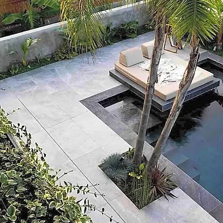سكن Theros Exotica Contemporary Loft *